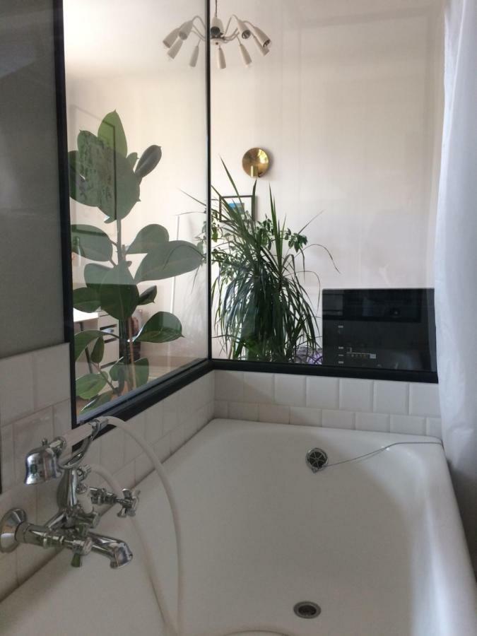 ריגה Sunrise Apartment In The Quiet Centre מראה חיצוני תמונה